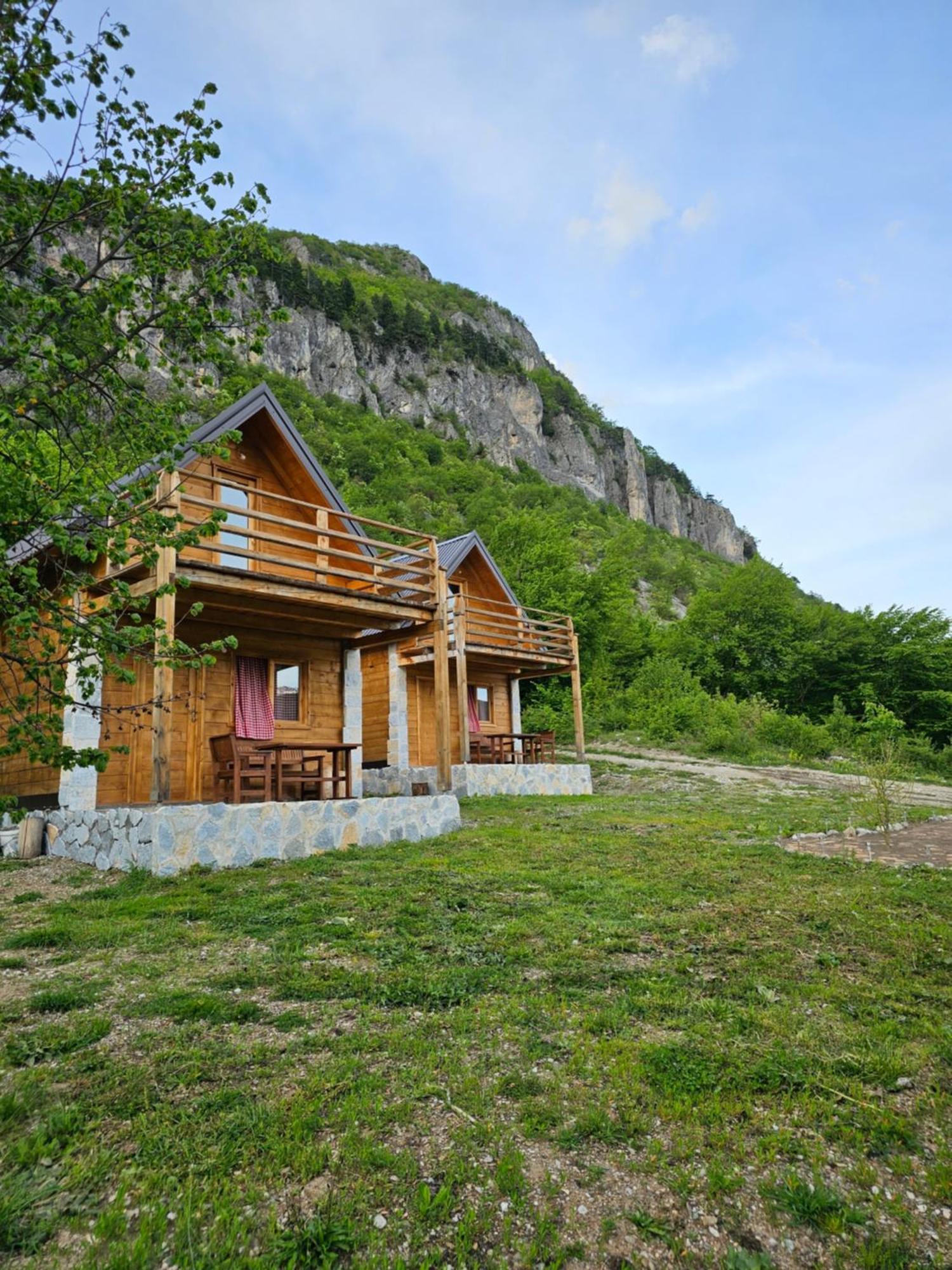 Ethno Star Bojovic Guest House Gusinje Екстериор снимка