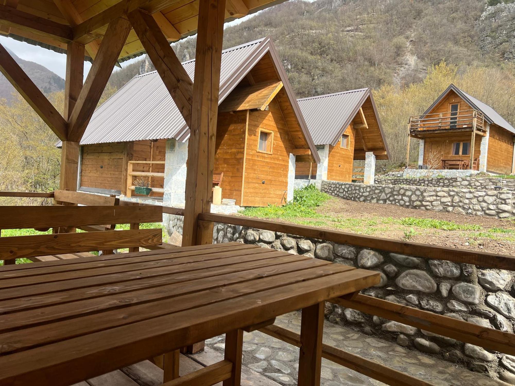 Ethno Star Bojovic Guest House Gusinje Екстериор снимка