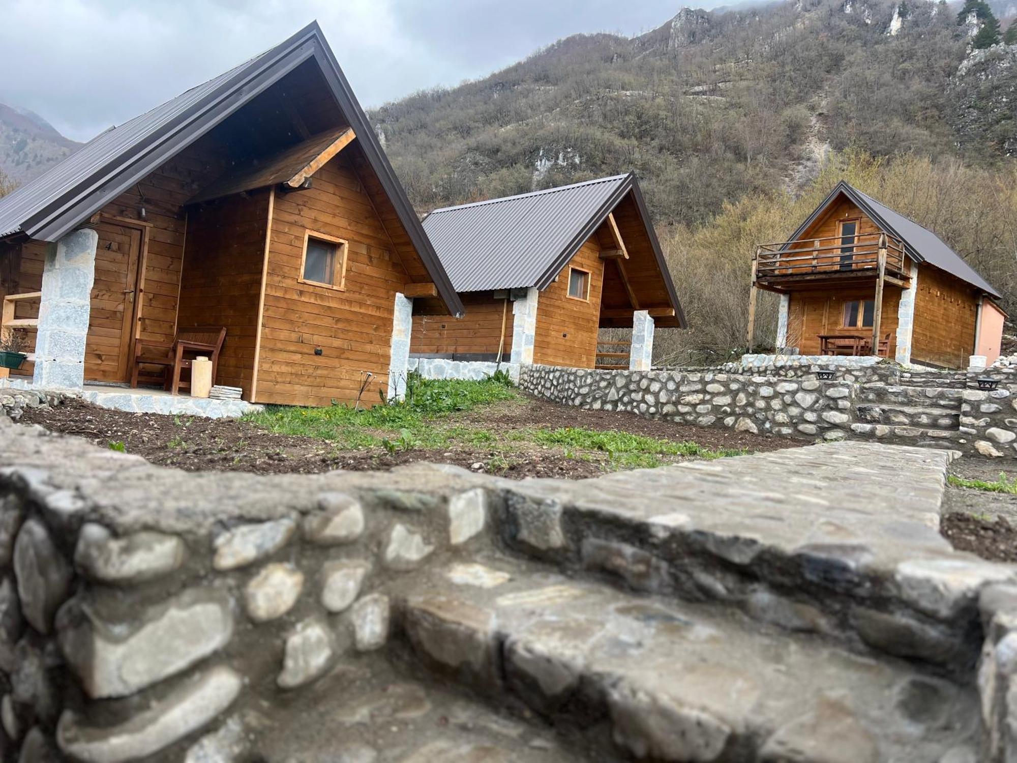 Ethno Star Bojovic Guest House Gusinje Екстериор снимка