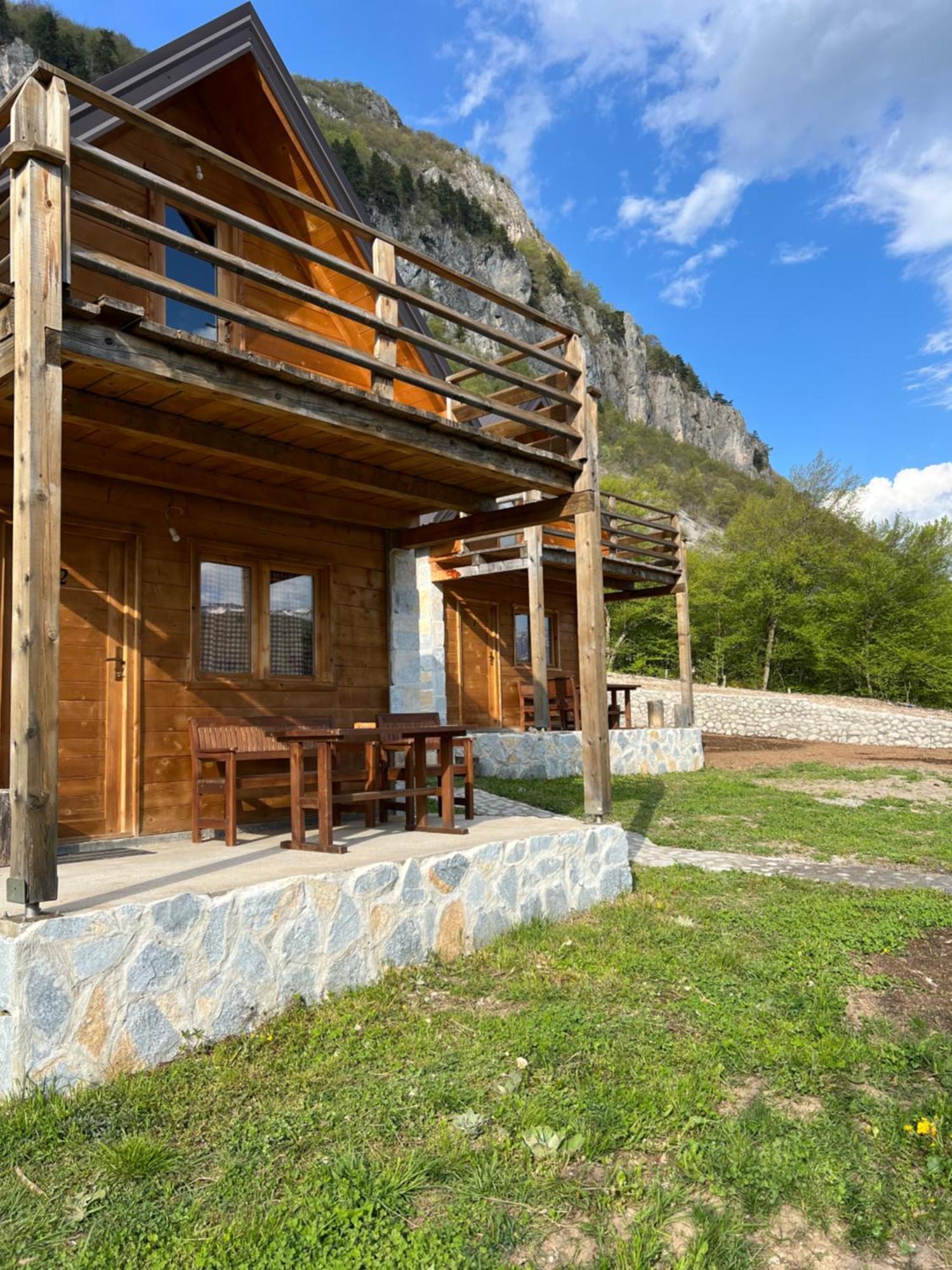 Ethno Star Bojovic Guest House Gusinje Екстериор снимка